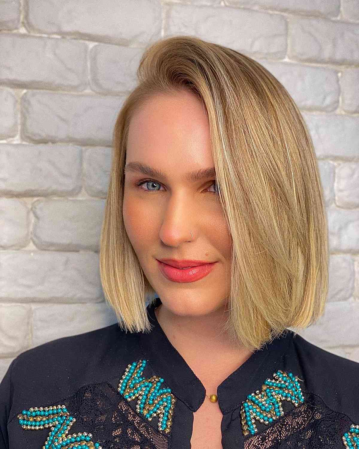 blunt bob short hairstyle