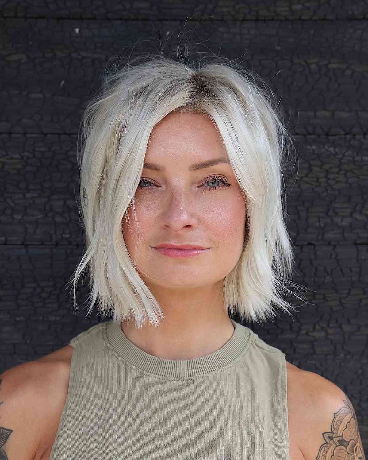 Chic short medium bob cut