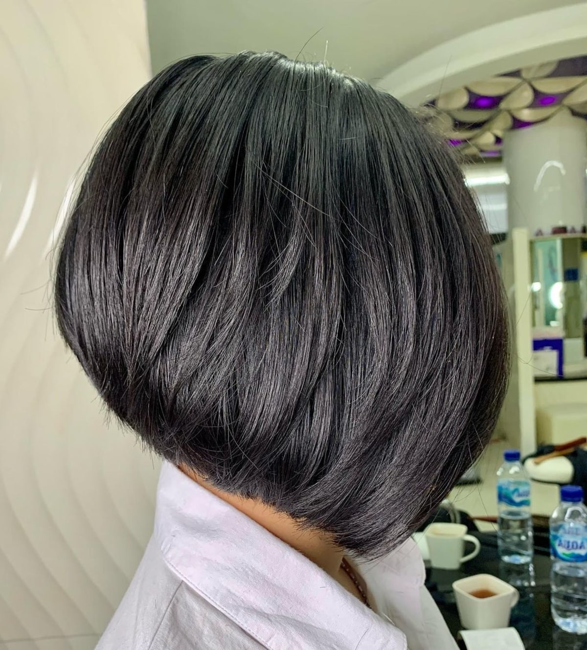 Graduated layered bob haircut