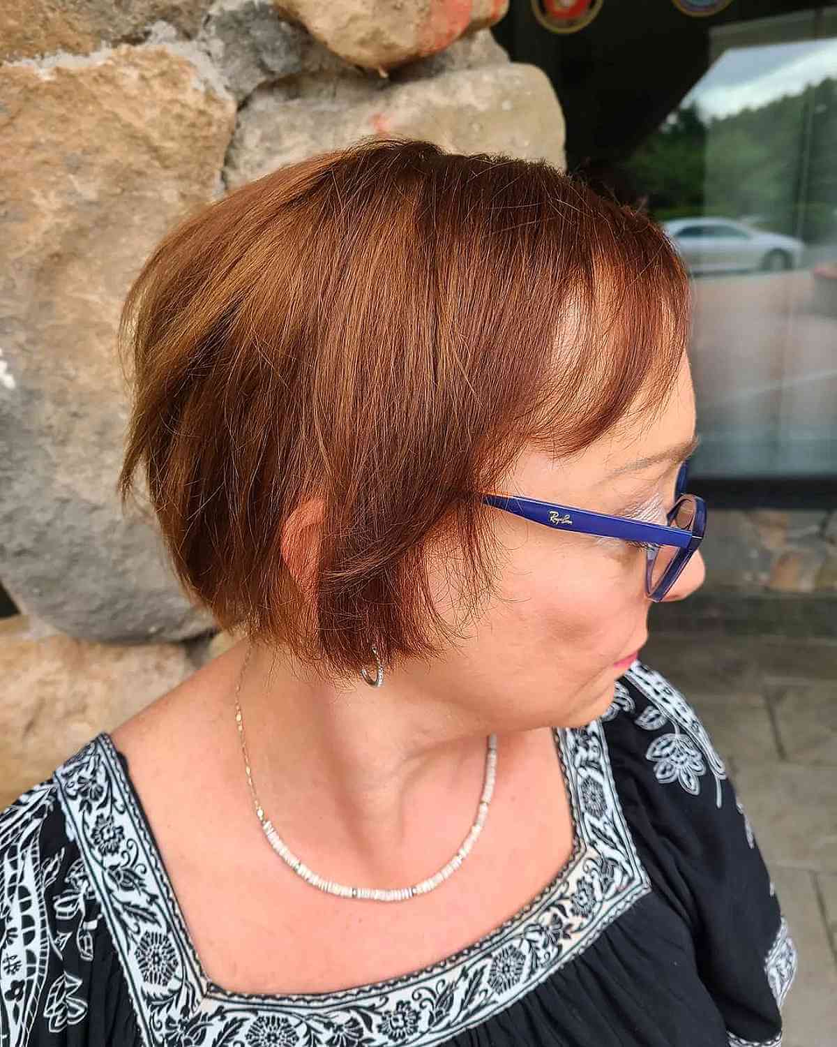 Jaw-Length Graduated Bob for Women with Choppy Thin Hair