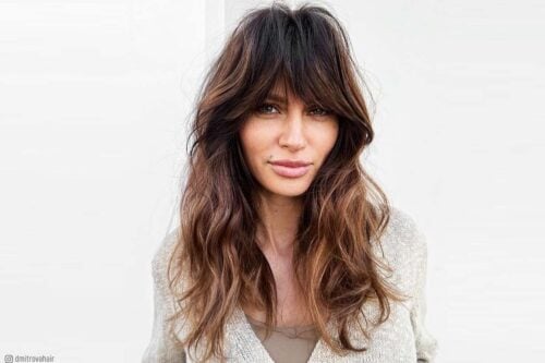 layered wavy hair