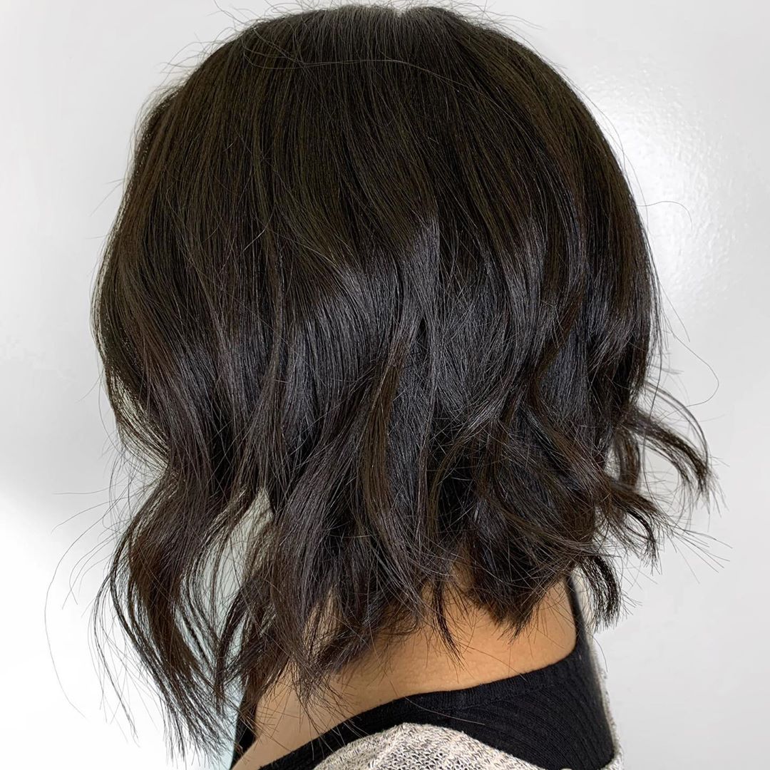 Low-Maintenance Layered Wavy Inverted Bob