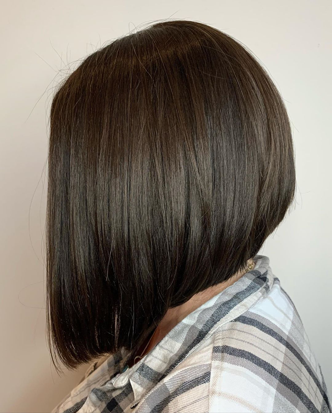 Medium Layered Inverted Bob for Fine Hair