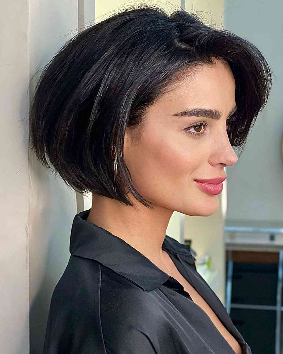 Neck-Length Layered Bob for Thick Hair for ladies with long faces