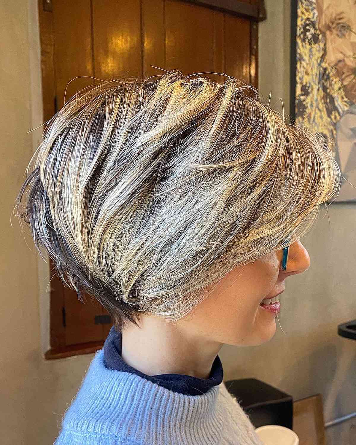 Sexy Feathered Pixie Bob