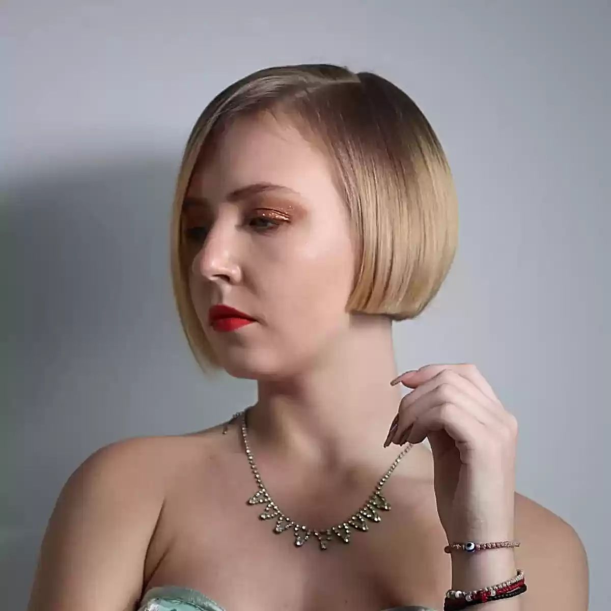 short asymmetrical haircut for fine hair