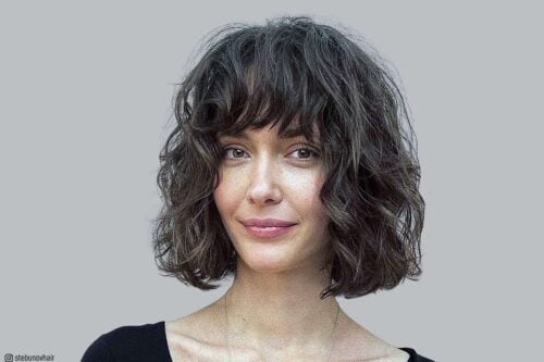 Short wavy hairstyle with bangs