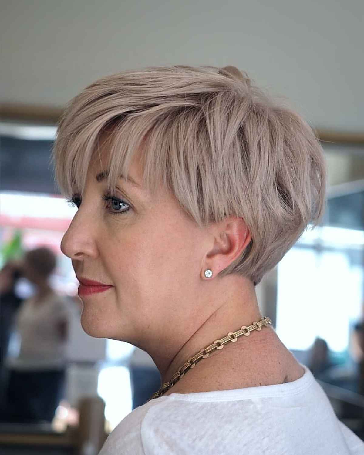 Soft Choppy Layers on a Pixie Bob